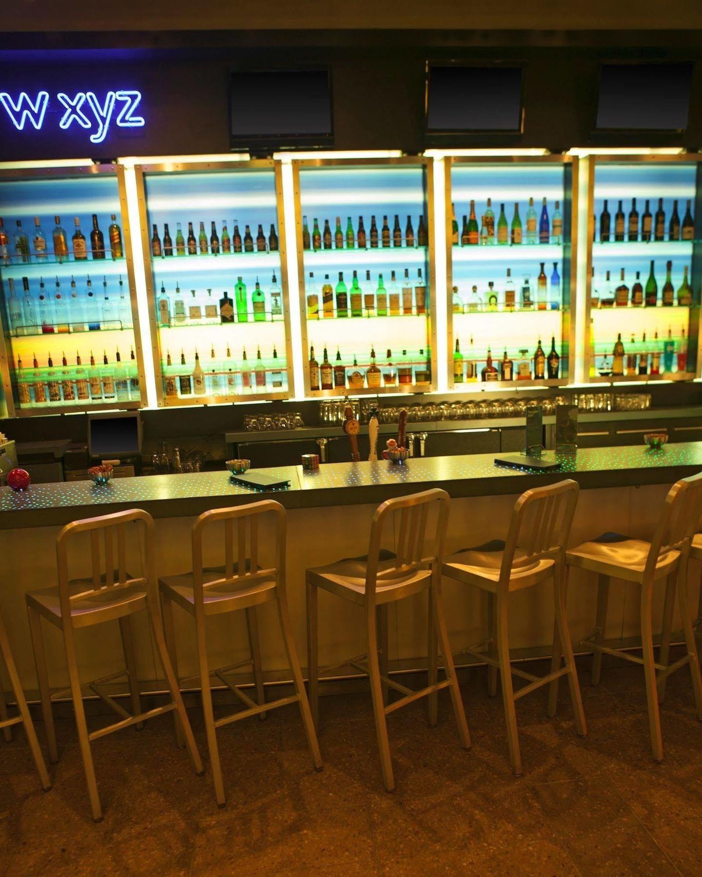 Aloft Colinas
